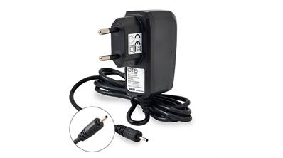 Chargeur 220V type Nokia E61/105/108/1200/1280/5200/6210/6300.petit embout